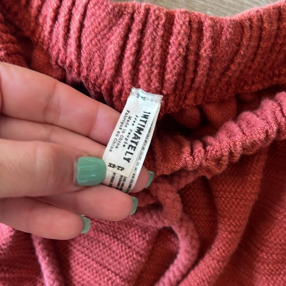 Free People - Picture 3 of 6